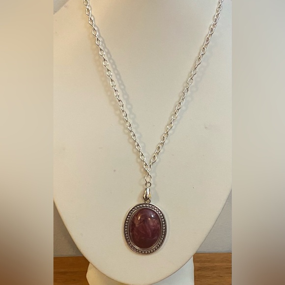 NEW Cranberry red pendant in silver setting (2) - Picture 5 of 6